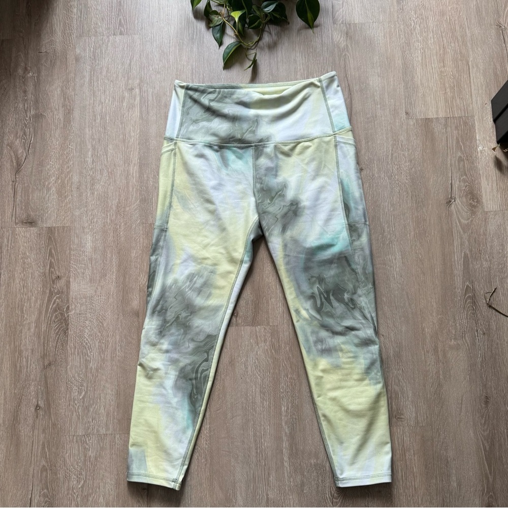 DSG Green Pastel Tie Dye 7/8 Leggings size L